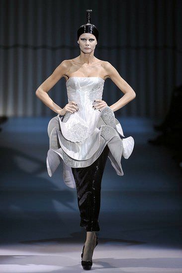 Giorgio Armani, moda primavera verano 
